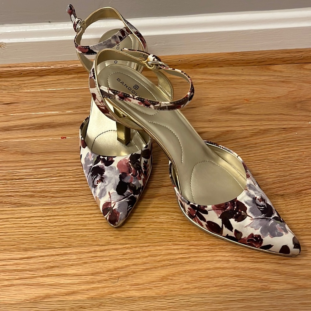 Bandolino Floral Heels w/ Straps - Size 9 1/2M